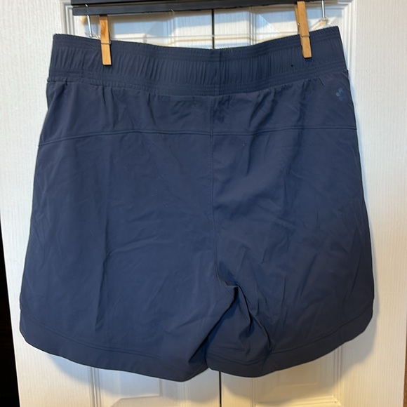 Tuff Athletics Shorts - Picture 2 of 3